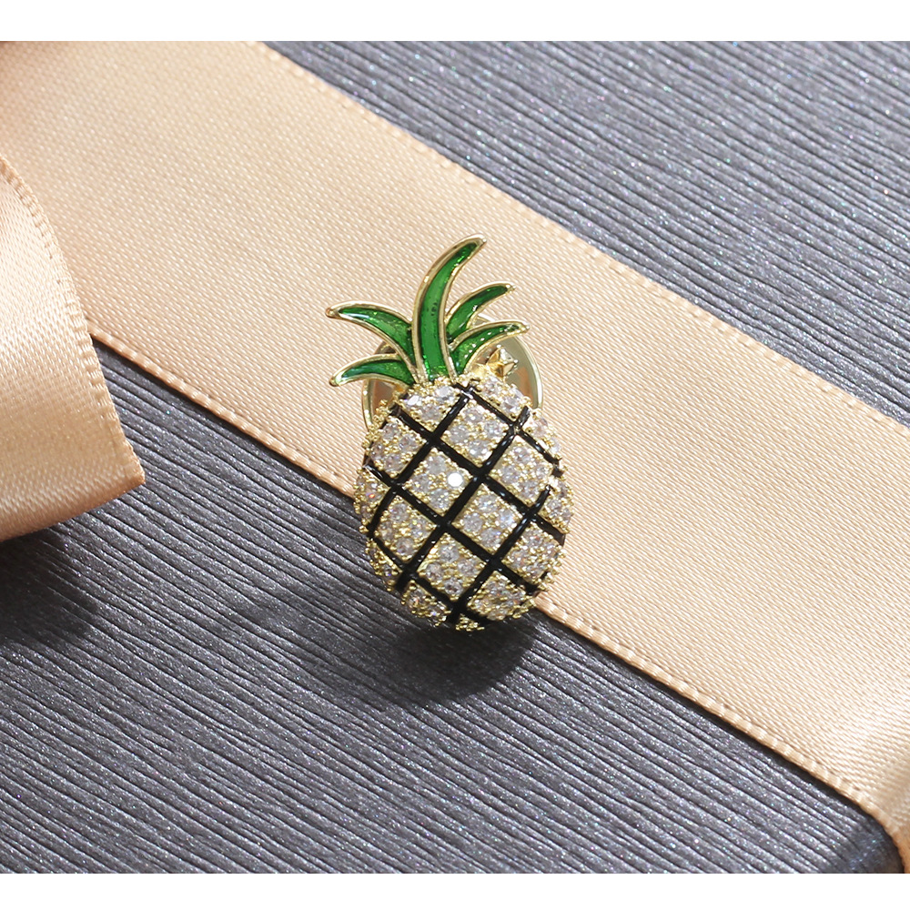 trâm cài áo dành cho mệnh kim