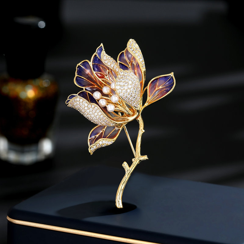 trâm cài áo hoa mộc lan tím