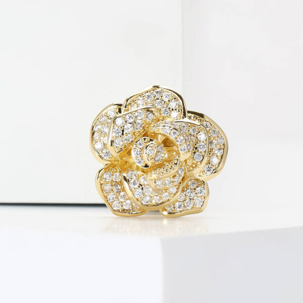 trâm cài áo nụ hồng đính đá