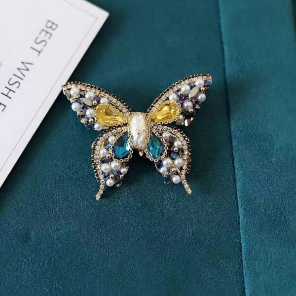 trâm cài áo bươm bướm đính đá