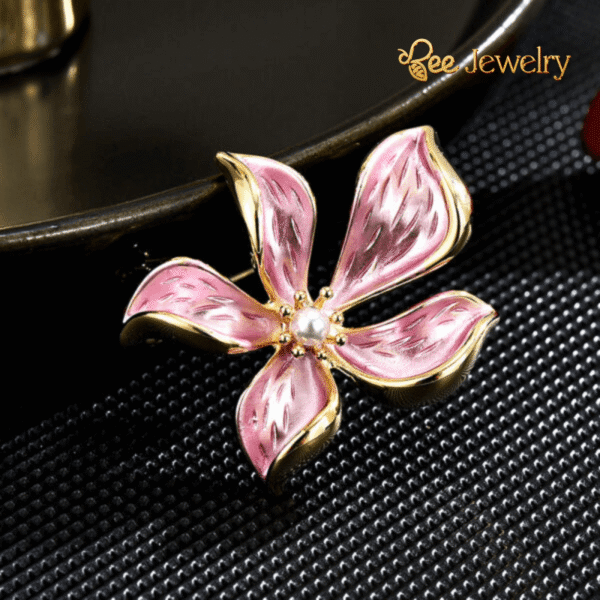 trâm cài áo bông hoa tráng men hồng