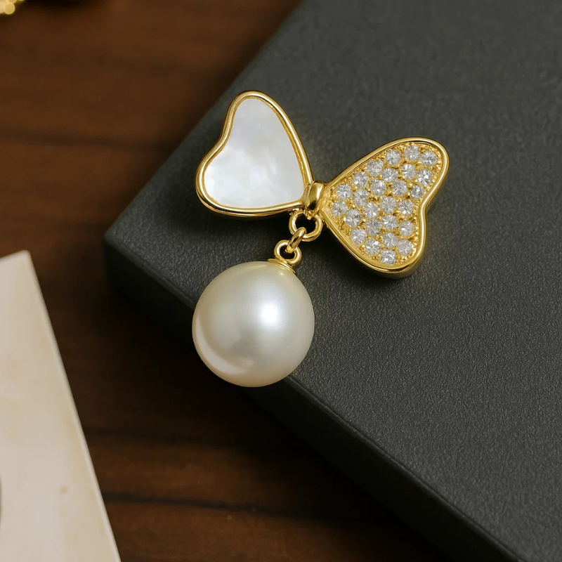 Trâm Cài Áo Chiếc Nơ Đính Ngọc Trai - Hình ảnh 4