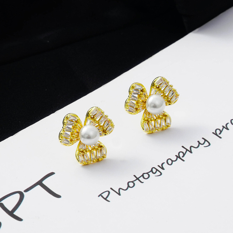 Trâm Cài Áo Hoa Đính Ngọc Trai - Hình ảnh 2