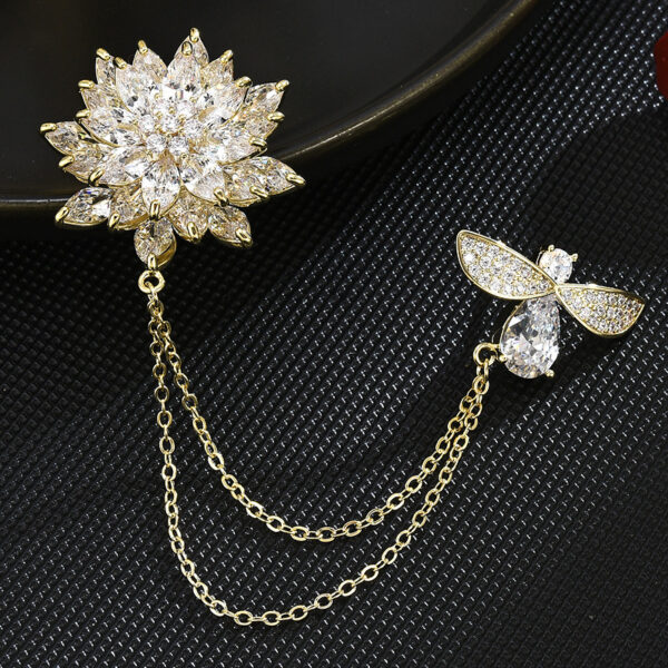 cài áo bông hoa tuyết kết tua ong cao cấp