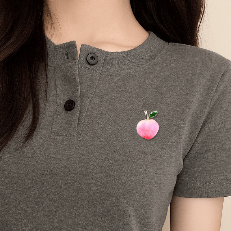 pin cài áo quả đào