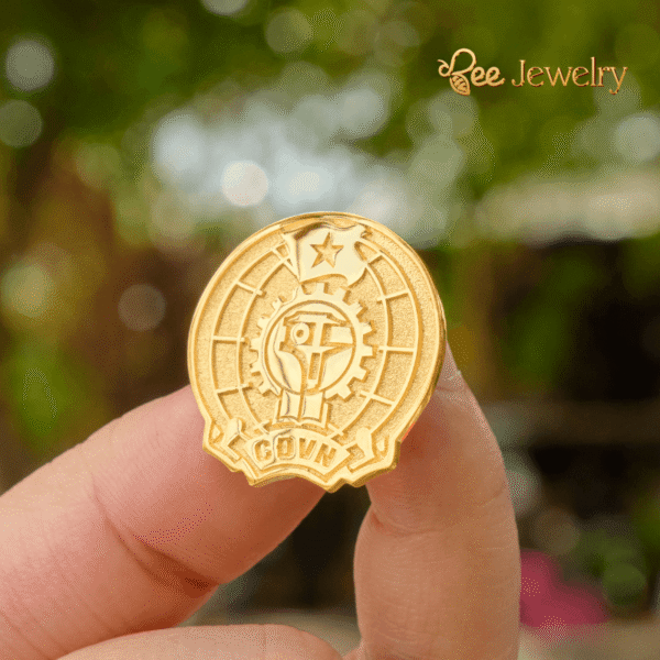 huy hiệu công đoàn việt nam mạ vàng 24K