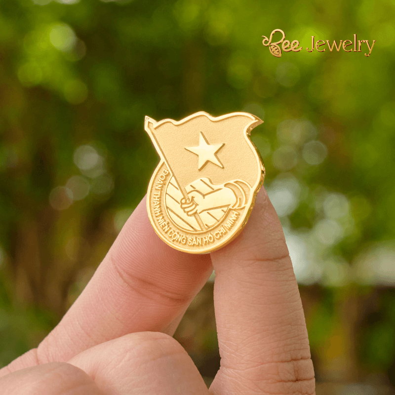 Huy Hiệu Đoàn Thanh Niên Cộng Sản Mạ Vàng 24K