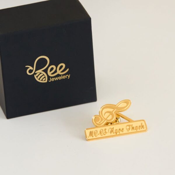 gia công huy hiệu mạ vàng 24K