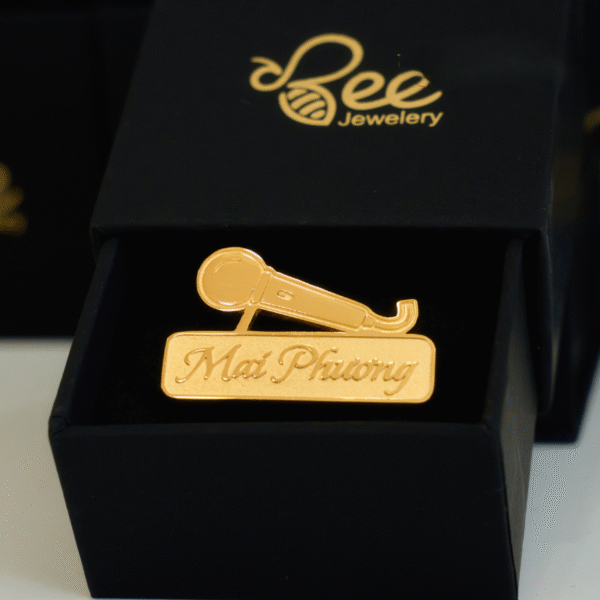 Mẫu gia công huy hiệu mạ vàng