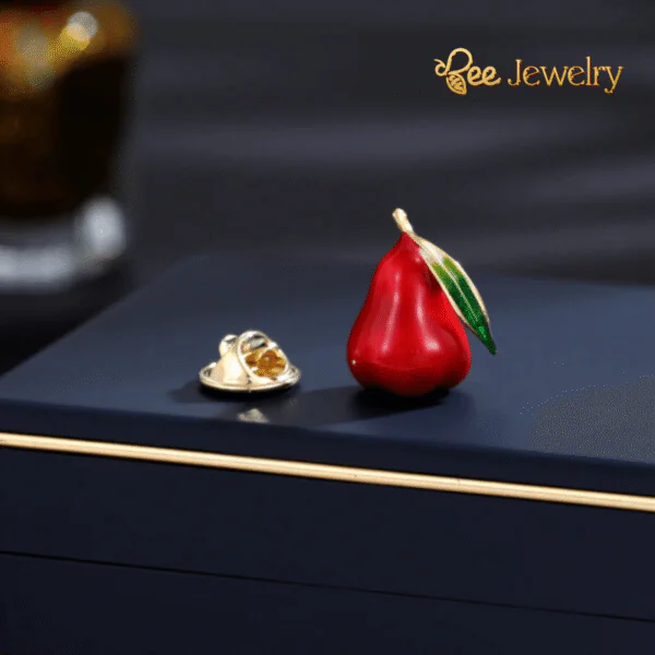 Pin Cài Áo Quả Mận