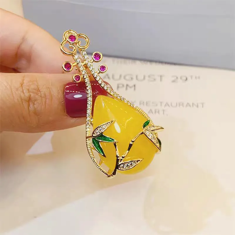 Trâm Cài Áo Đàn Tỳ Bà Đính Thạch Anh Vàng - Hình ảnh 10