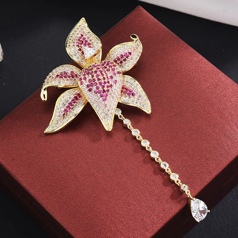 Trâm Cài Áo Hoa Lily Hồng Đính Đá - Hình ảnh 5