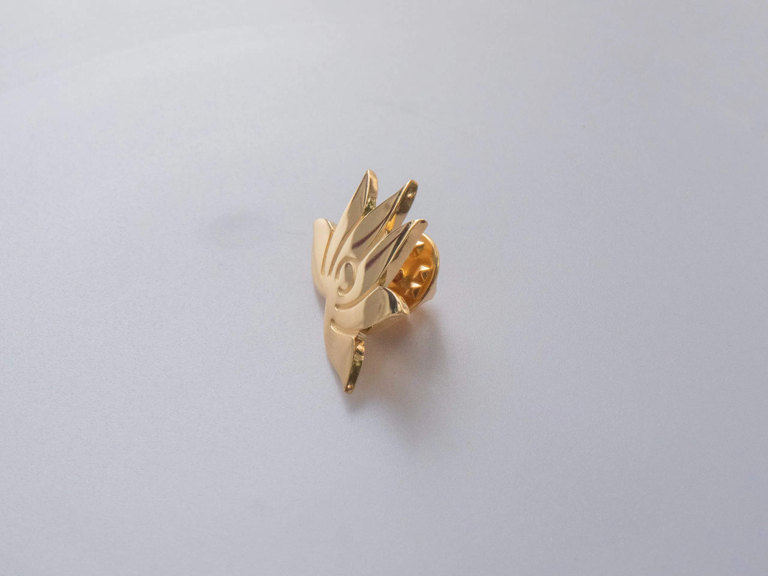 Pin Cài Áo Logo Vietnam Airline Mạ Vàng 24K - Hình ảnh 3