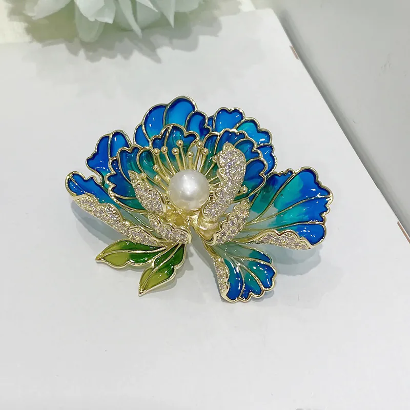 Trâm Cài Áo Hoa Mẫu Đơn Xanh Đính Ngọc Trai - Hình ảnh 6