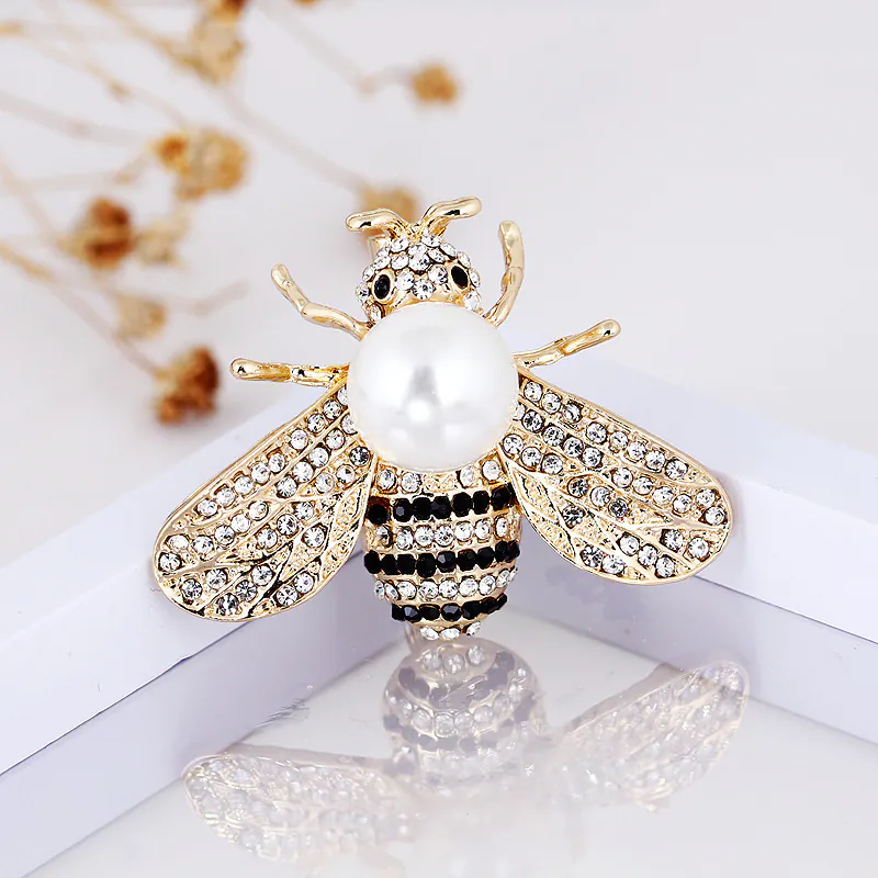 Trâm Cài Áo Con Ong Vàng Đính Ngọc Trai - Hình ảnh 3
