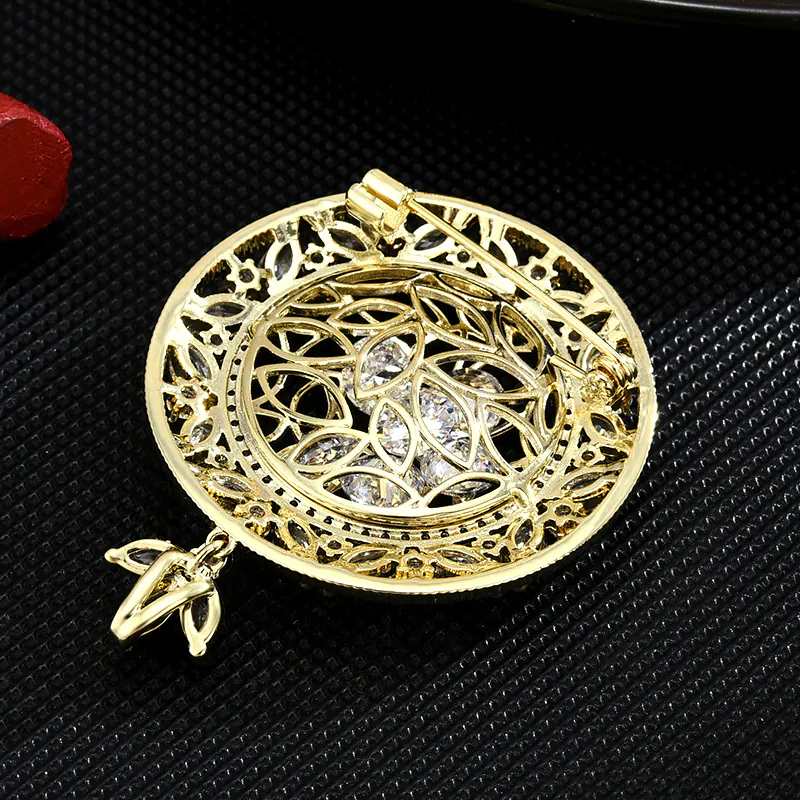 Trâm Cài Áo Đĩa Ren Rỗng Đính Đá Cao Cấp - Hình ảnh 9