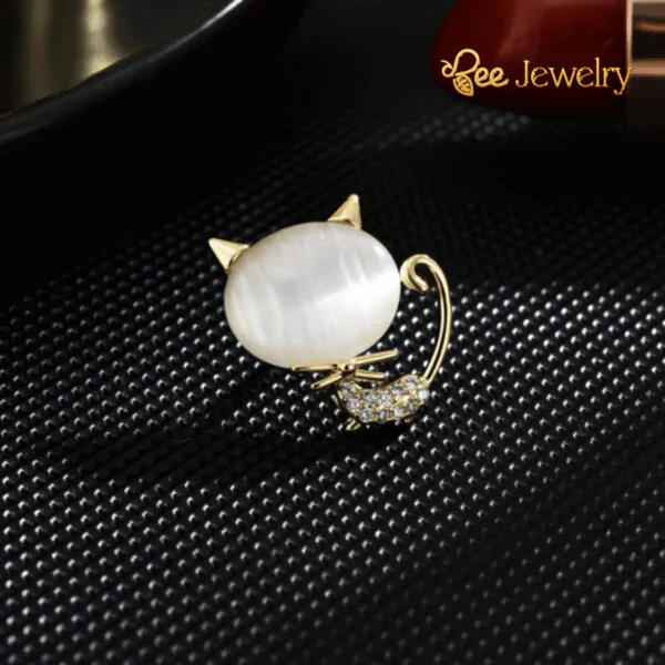pin cài áo chú mèo đính đá