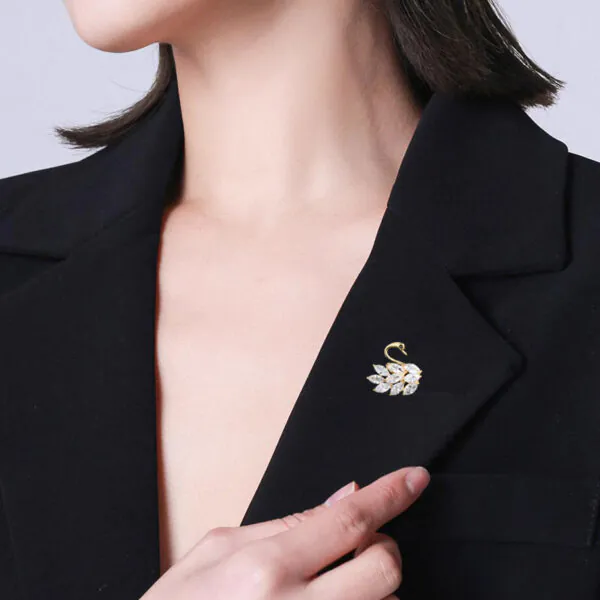 cài áo vest nữ