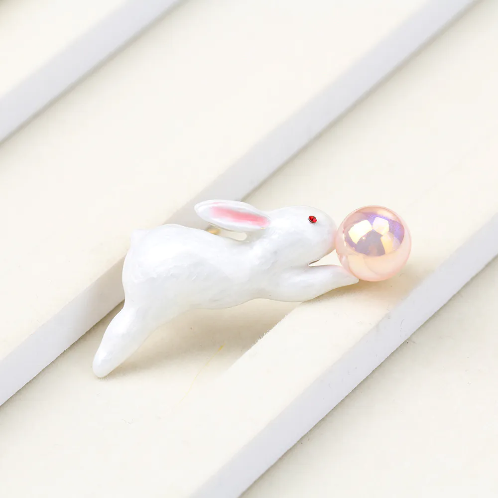 Trâm Cài Áo Thỏ Trắng Đính Ngọc Trai - Hình ảnh 3