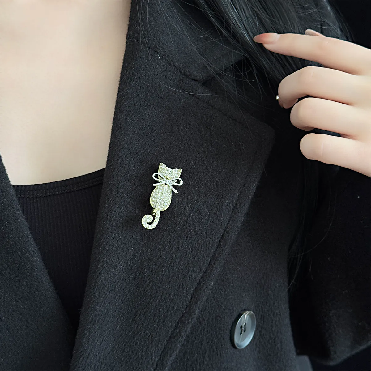 Pin Cài Áo Chú Mèo Đính Đá - Hình ảnh 13