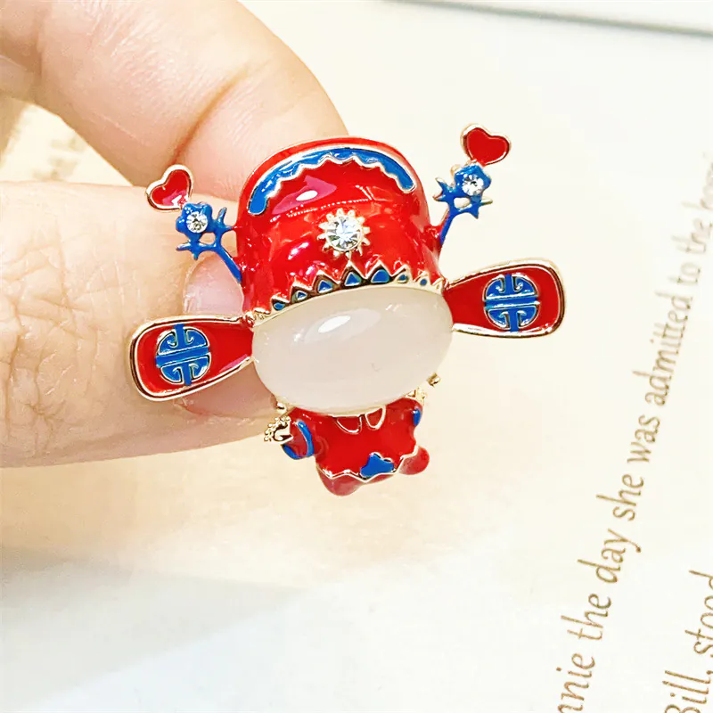 Trâm Cài Áo Ông Thần Tài Đính Đá - Hình ảnh 4