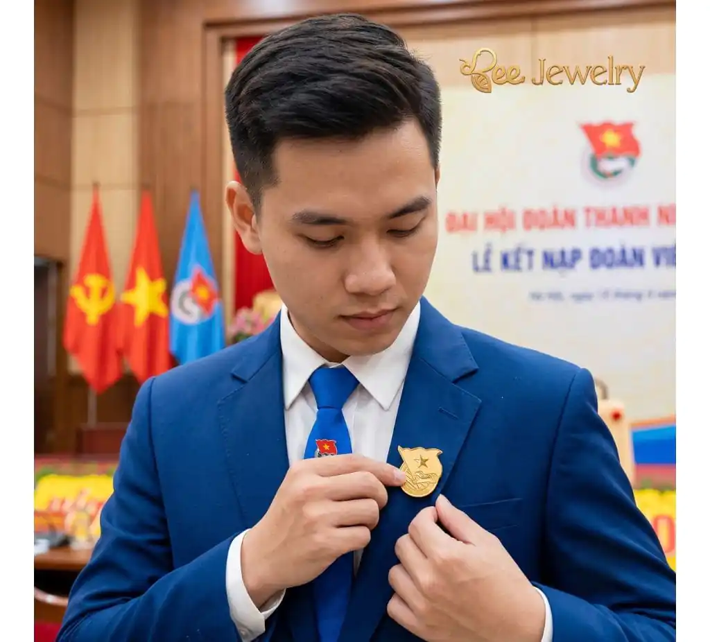 y-nghia-bieu-tuong-cua-huy-hieu-doan-thanh-nien-ma-vang-24k