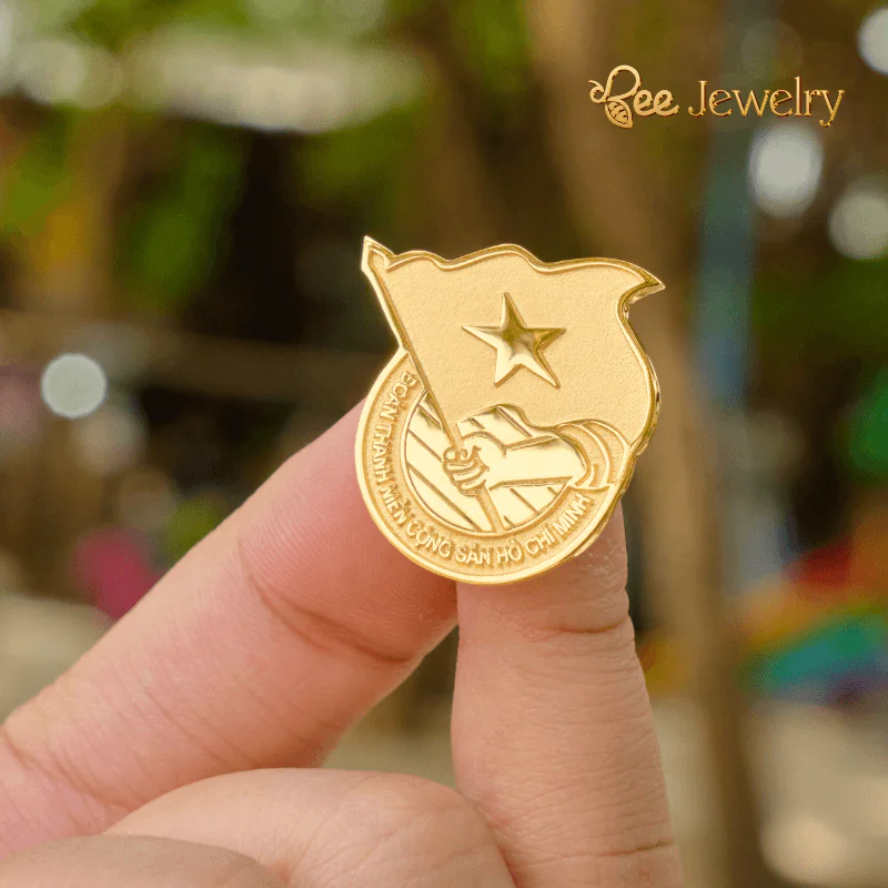 Huy Hiệu Đoàn Thanh Niên Cộng Sản Mạ Vàng 24K