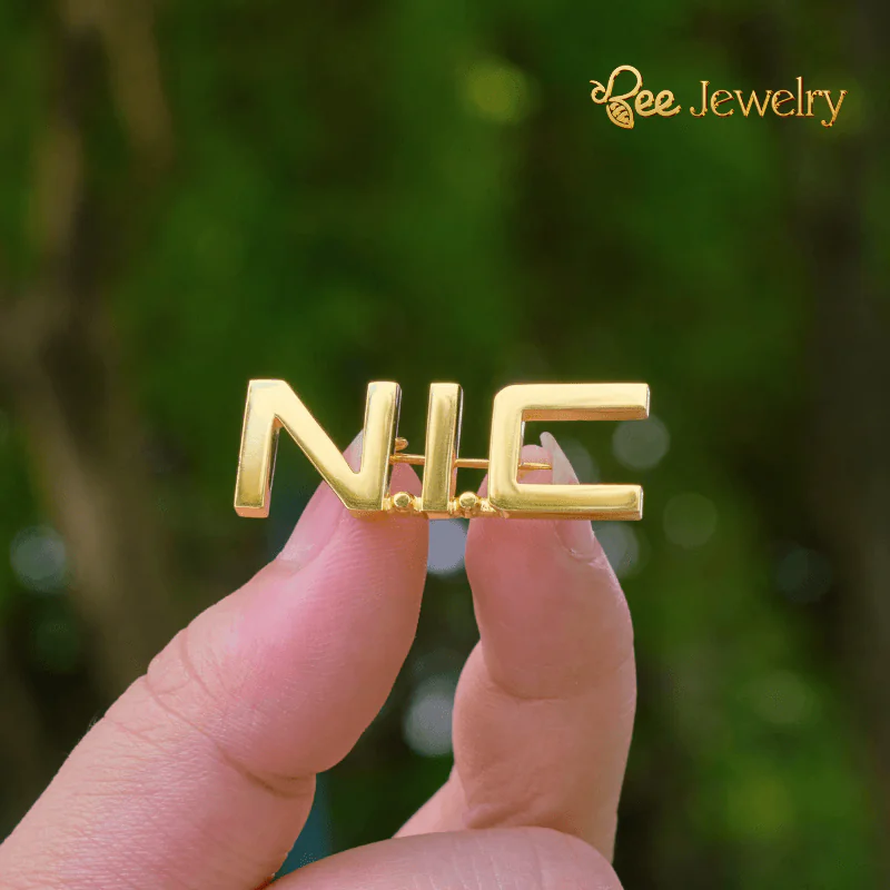 Mẫu gia công huy hiệu công ty mạ vàng 24K