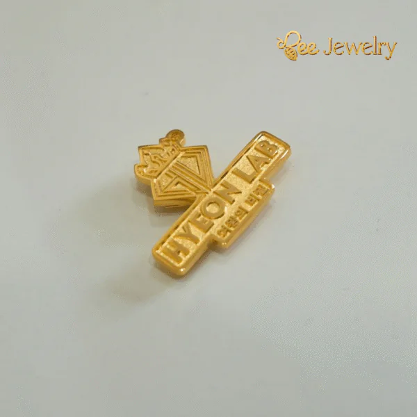gia công huy hiệu mạ vàng 24K