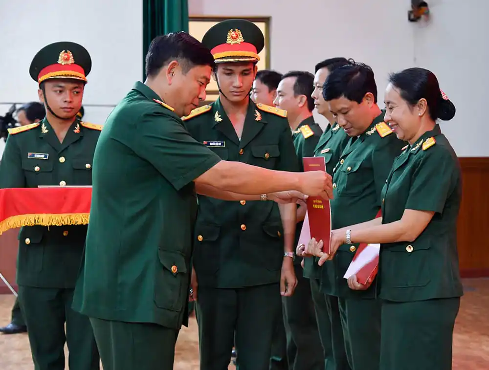 Mốc thời gian xét thăng quân hàm