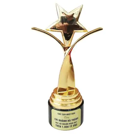 Quà tăng cúp vinh danh